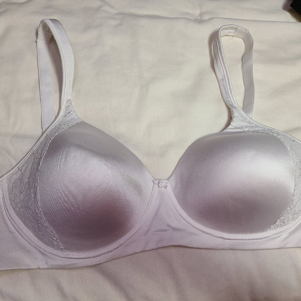 NWOT- Bali -  40DD